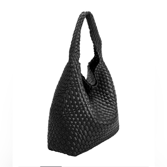 Mealie Bianca Johanna Shoulder Bag. Black. - Picture 4 of 15